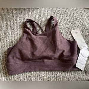 Vuori elevation bra in smoked plum heather